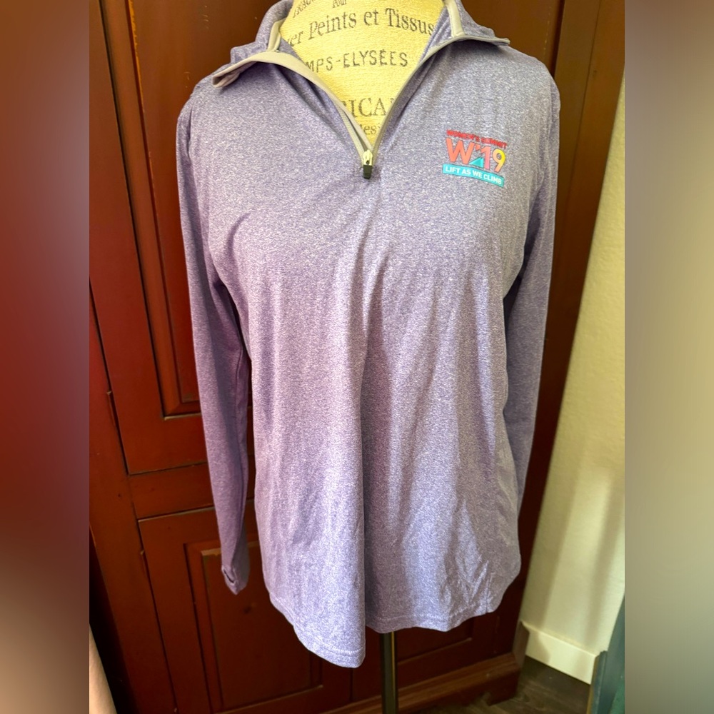 NWT Vansport Large Long Sleeve Tech Fitness Tee
